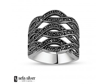 Farklı Tasarım Gümüş Yüzük