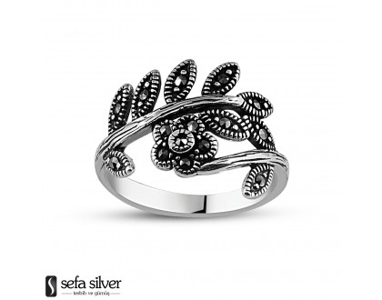 Yaprak Desenli Gümüş Yüzük