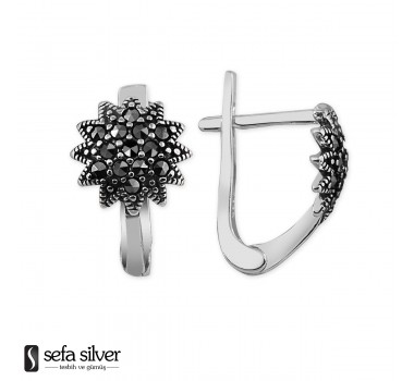 925 Ayar Gümüş Yıldız Tasarım Küpe 925 Ayar Gümüş Yıldız Tasarım Küpe