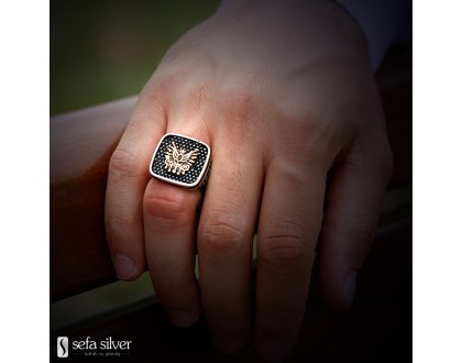 Siyah Zirkon Taşlı Gümüş Yüzük Siyah Zirkon Taşlı Gümüş Yüzük